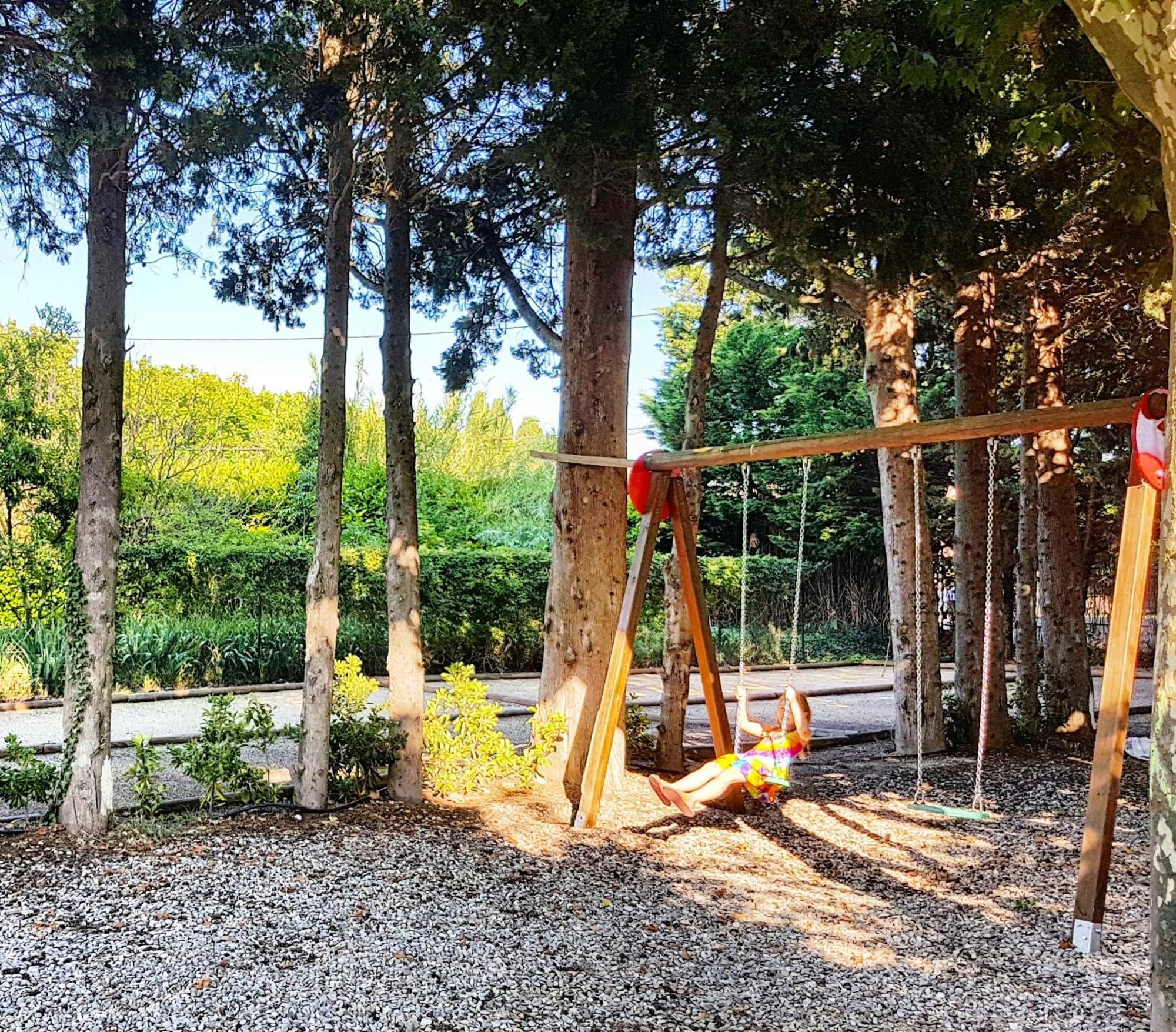 Camping Porte Des Alpilles By M.A Destination Glamping Saint-Étienne-du-Grès Eksteriør billede